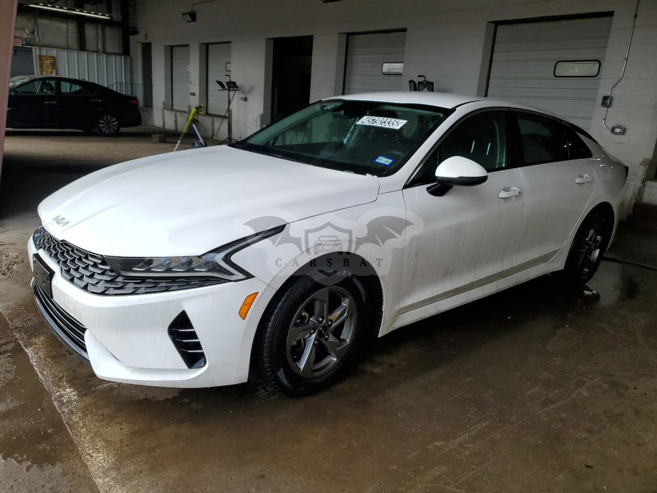 Kia K5 LXS 1.6L  4 2023