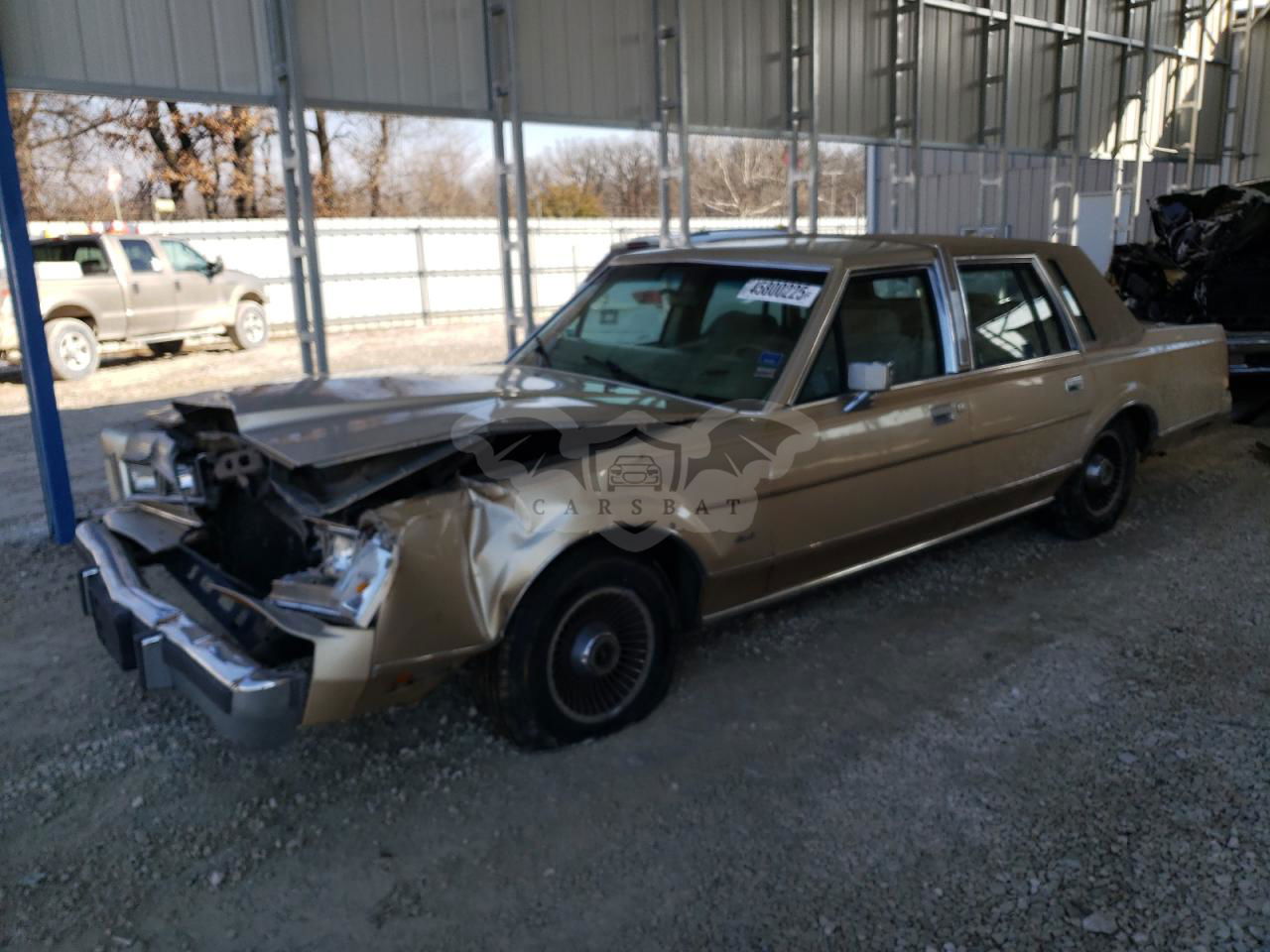 Lincoln Town Car 5.0L  8 1986
