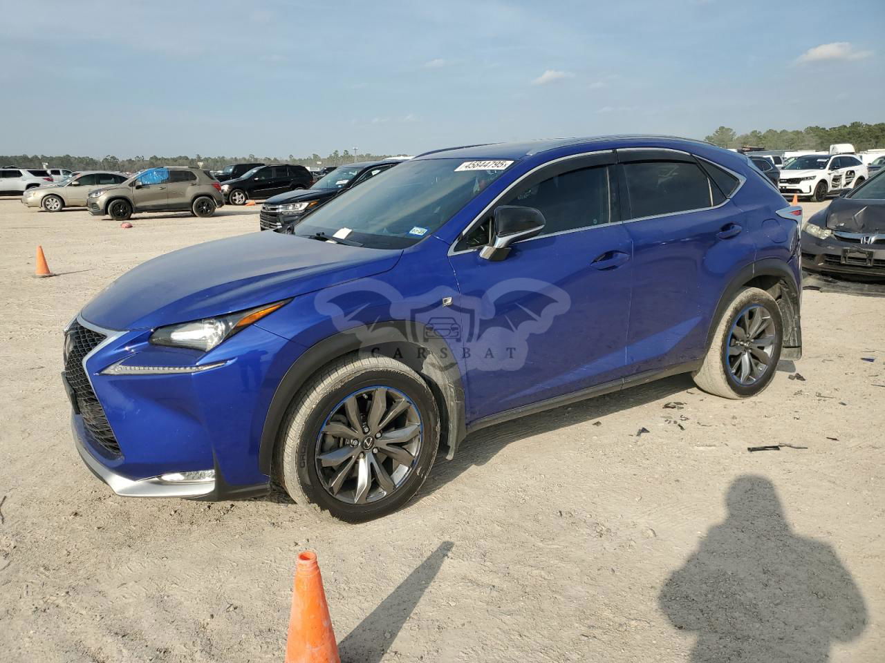 Lexus NX 200T BASE 2.0L  4 2016