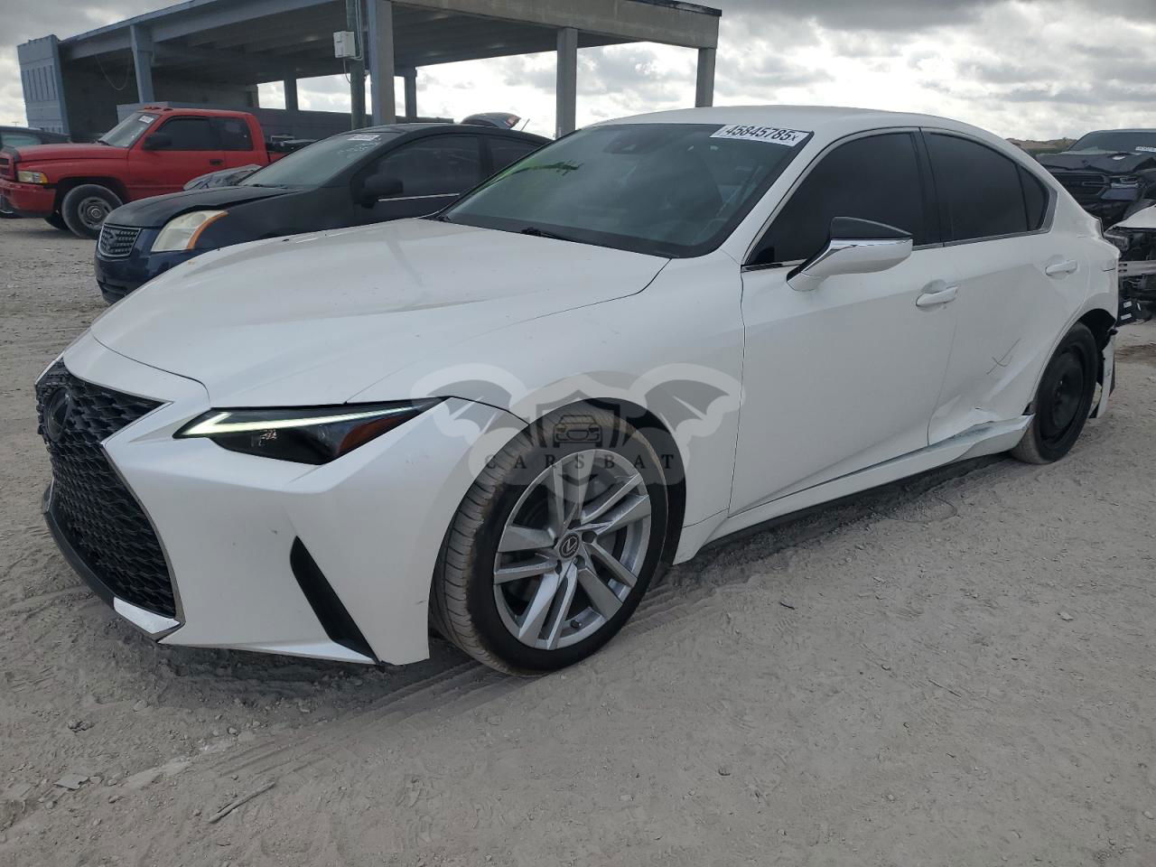 Lexus IS 300 2.0L  4 2021