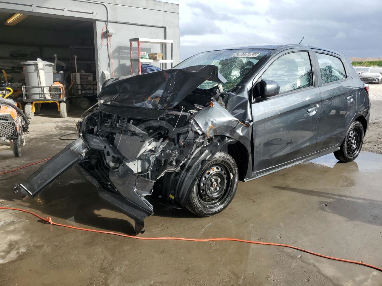 Mitsubishi Mirage ES 1.2L  3 2024