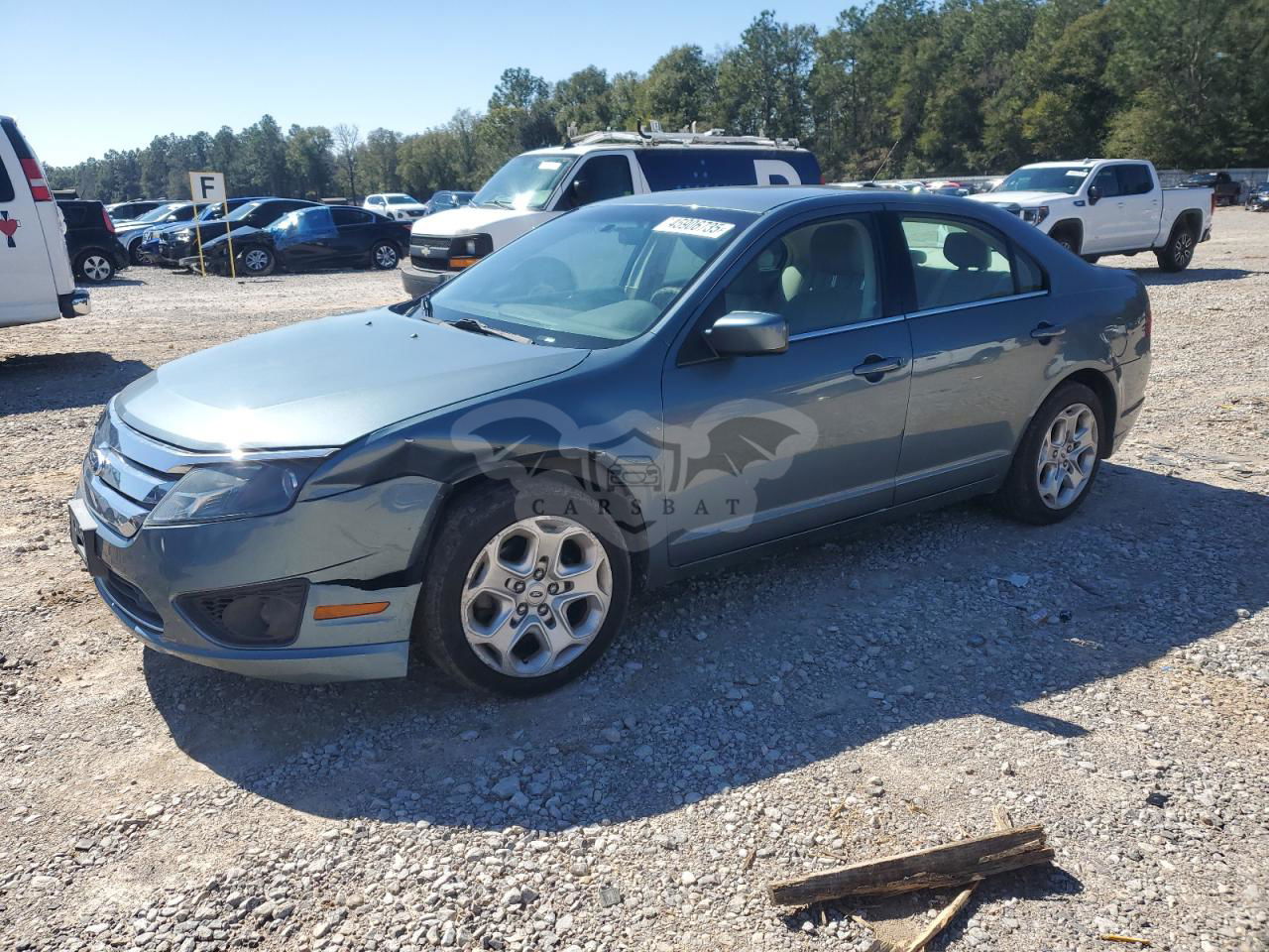 Ford Fusion SE 2.5L  4 2011
