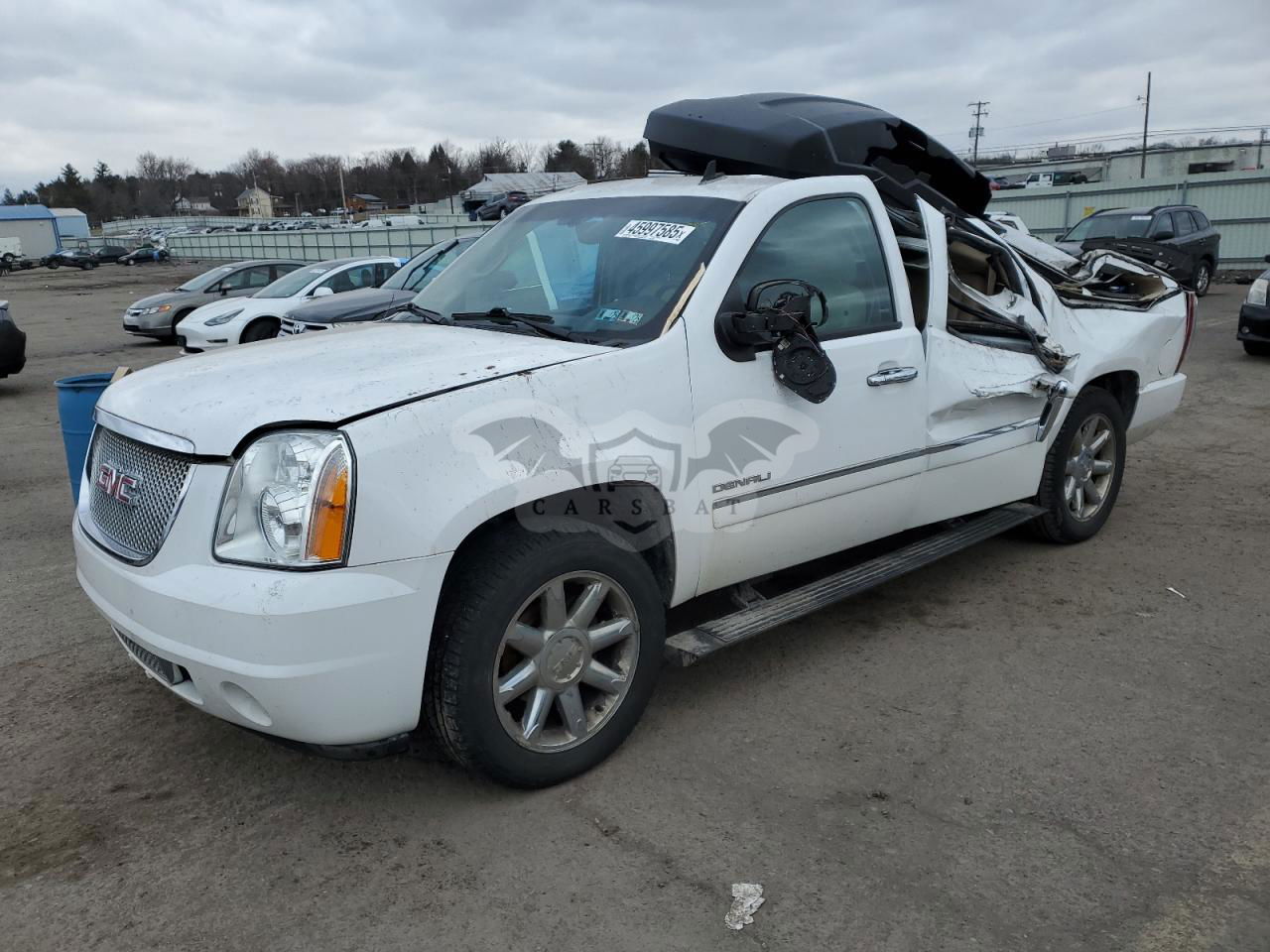 GMC Yukon DENALI 6.2L  8 2014