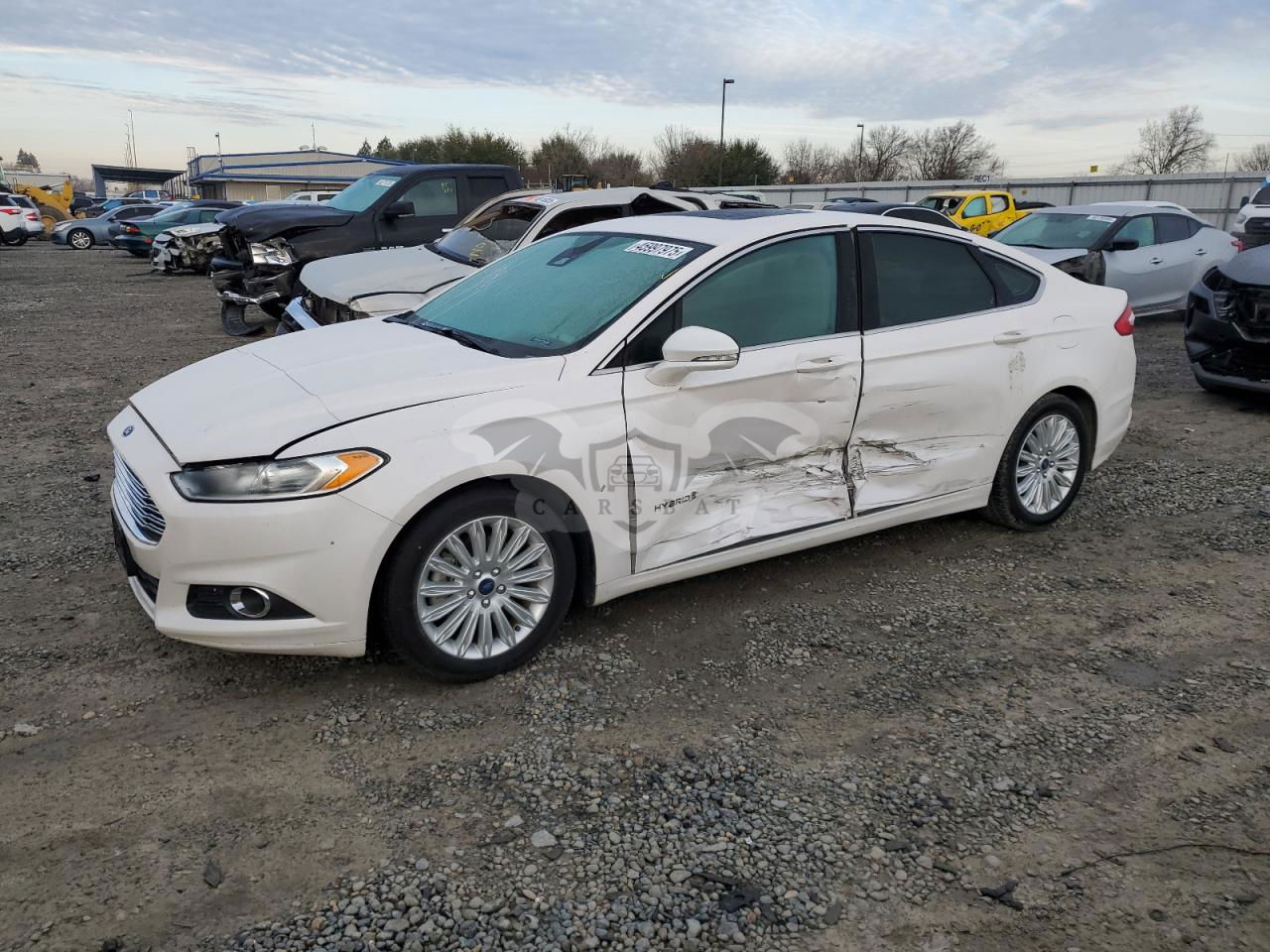 Ford Fusion SE HYBRID 2.0L  4 2015