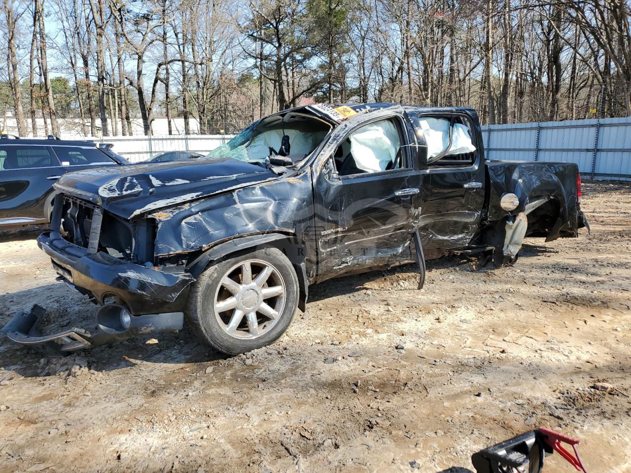GMC Sierra K1500 DENALI 6.2L  8 2013