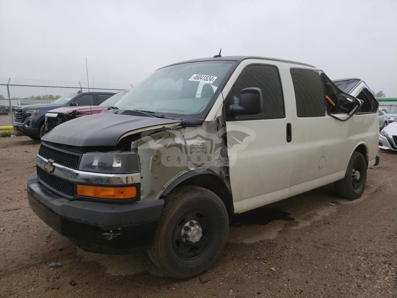 Chevrolet Express LT 4.8L  8 2015