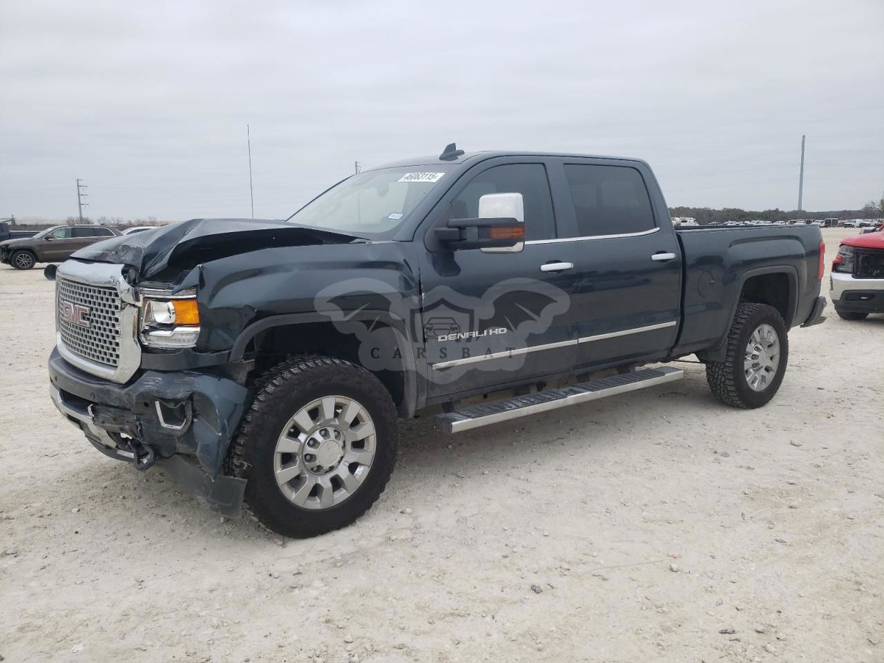 GMC Sierra K2500 DENALI 6.0L  8 2017