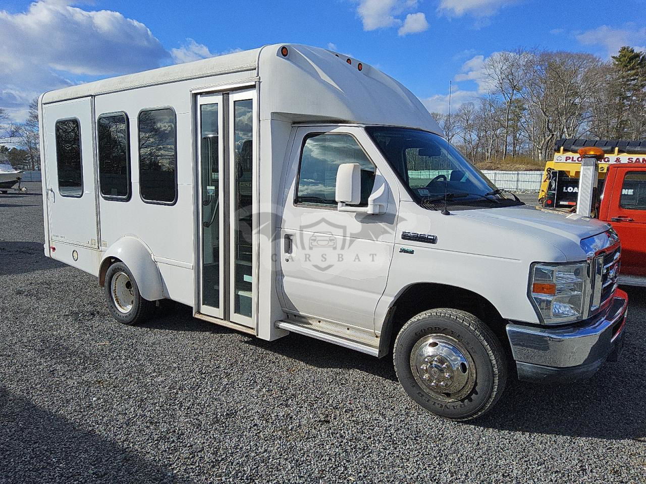 Ford Econoline E350 SUPER DUTY CUTAWAY VAN 5.4L  8 2015