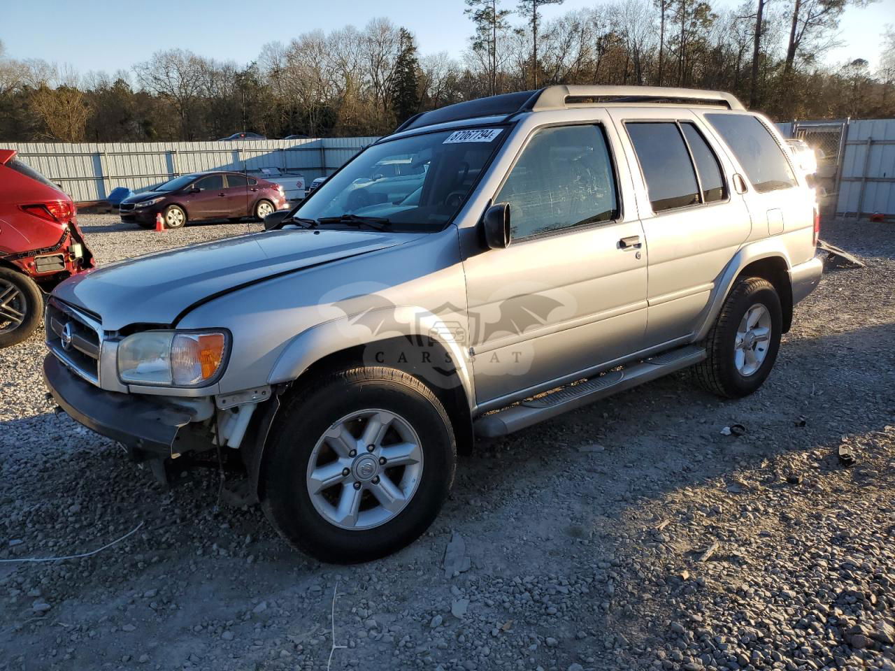 Nissan Pathfinder LE 3.5L  6 2003