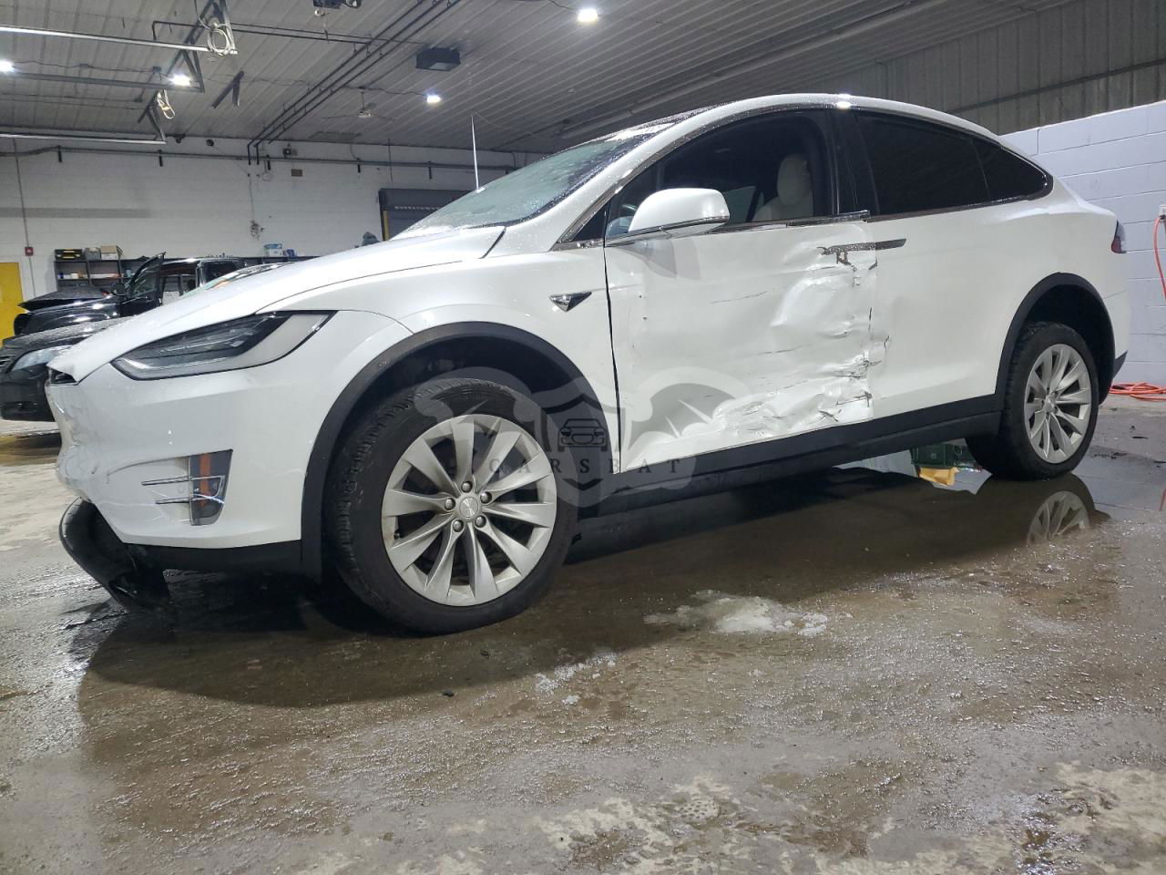 Tesla Model X 2020