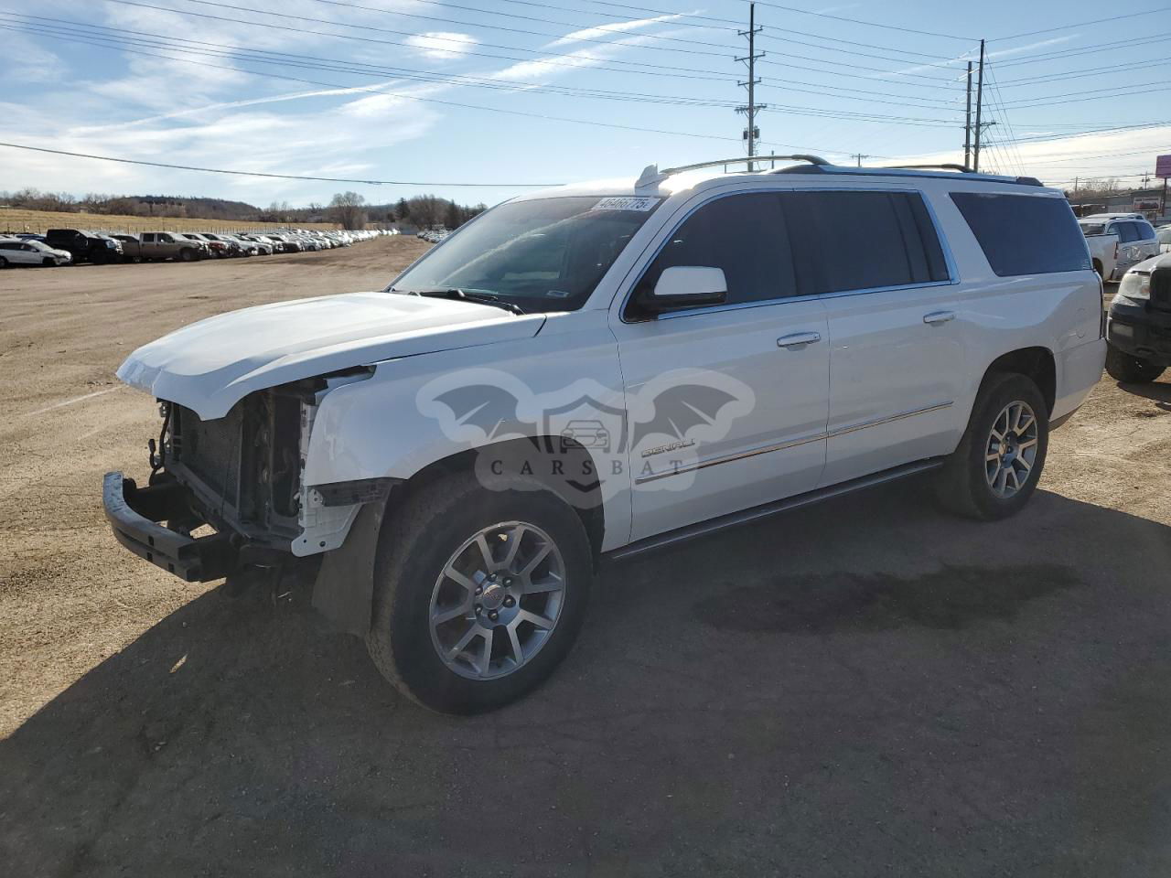 GMC Yukon DENALI 6.2L  8 2016