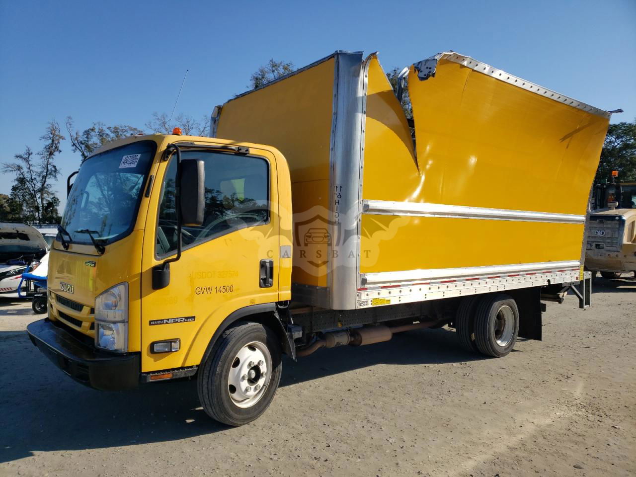 Isuzu NPR 6.6L  8 2021