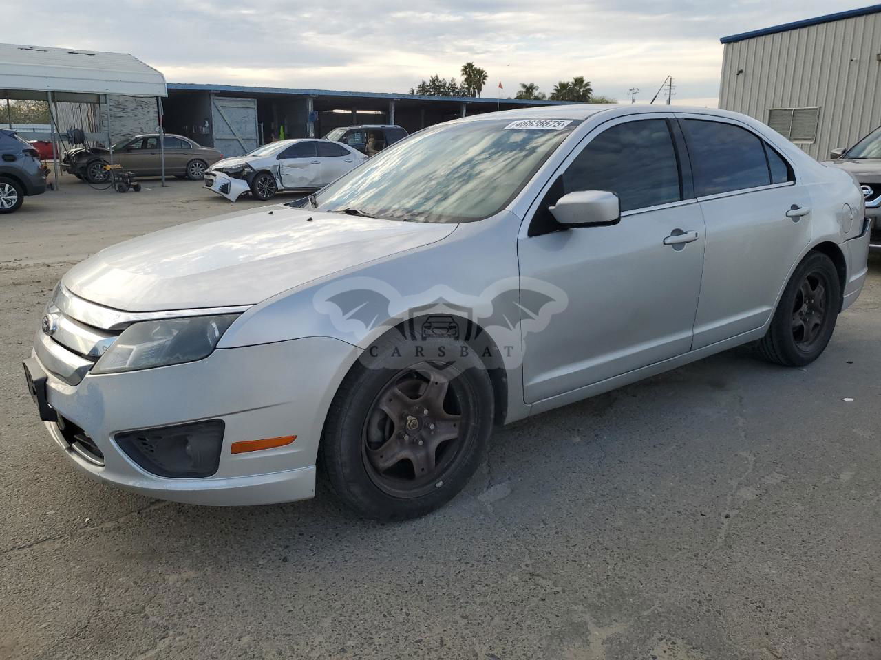 Ford Fusion SE 2.5L  4 2011