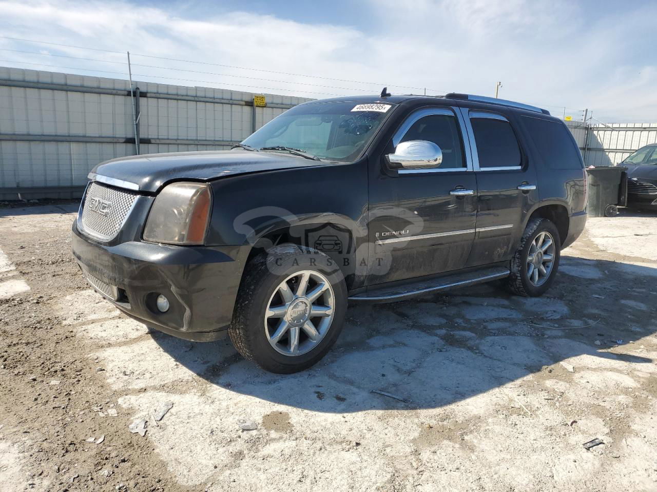 GMC Yukon DENALI 6.2L  8 2009