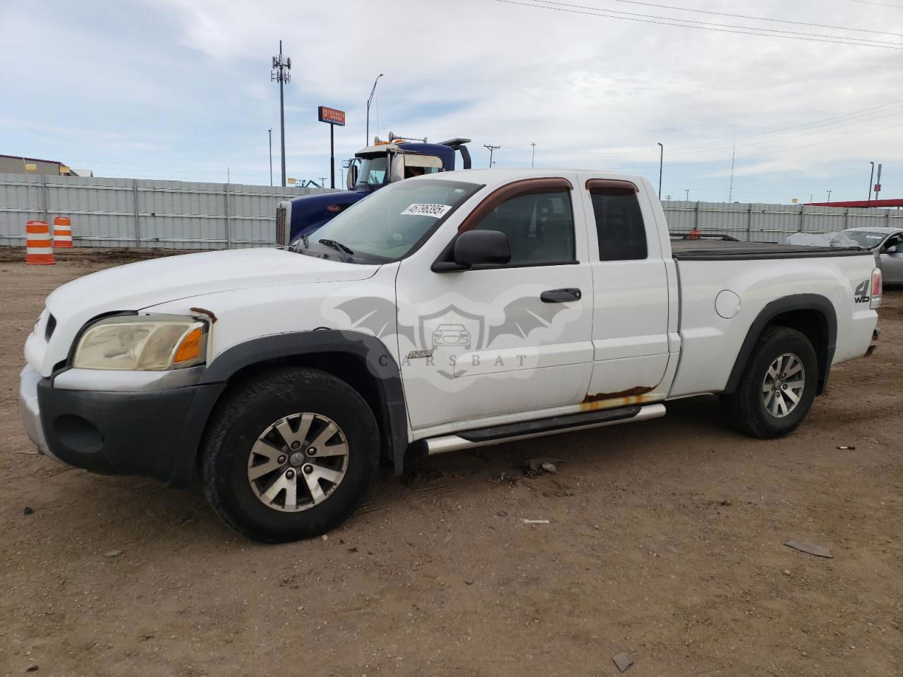 Mitsubishi Raider DUROCROSS 4.7L  8 2006