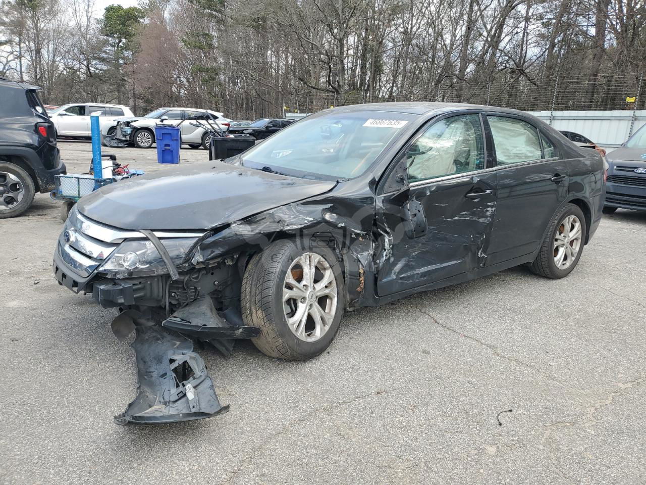 Ford Fusion SE 2.5L  4 2012