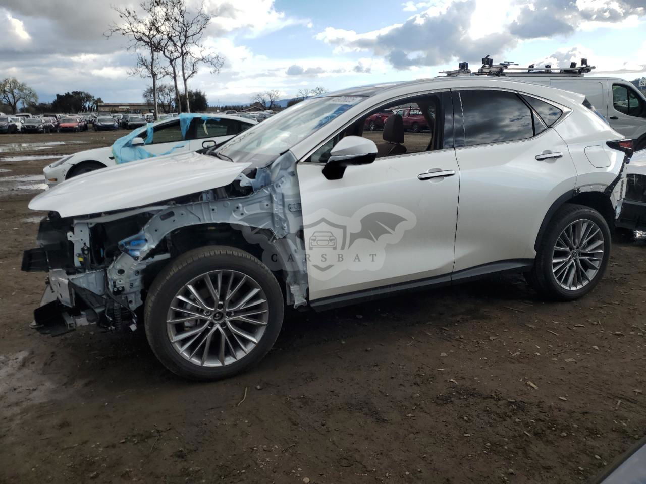 Lexus NX 350H BASE 2.5L  4 2024