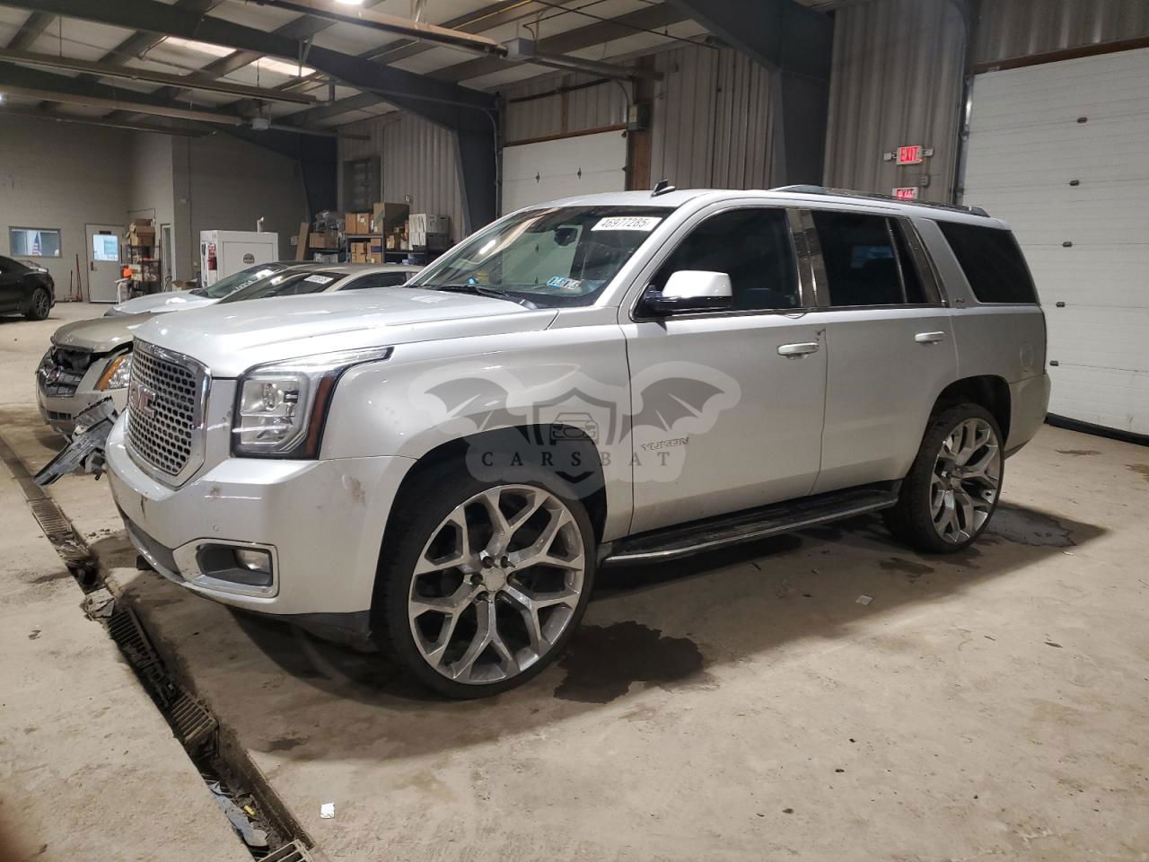 GMC Yukon SLT 5.3L  8 2015