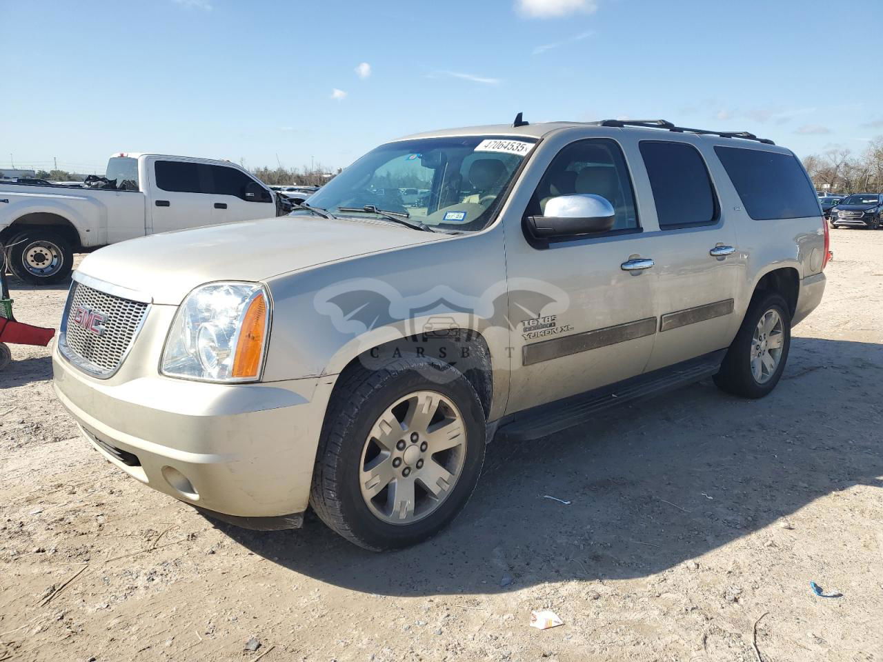 GMC Yukon C1500 SLT 5.3L  8 2013