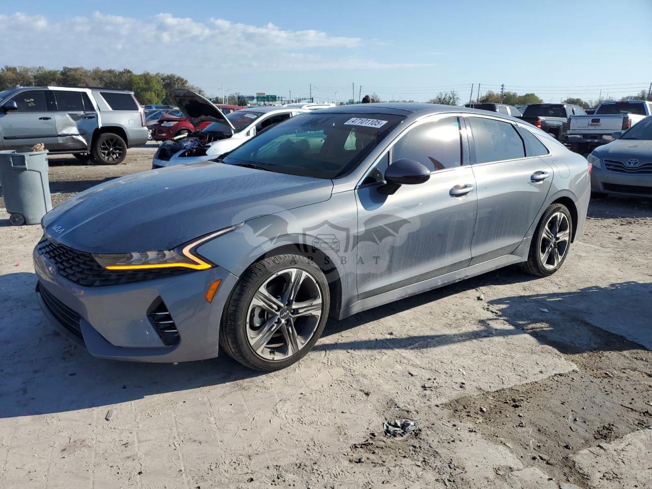 Kia K5 EX 1.6L  4 2023