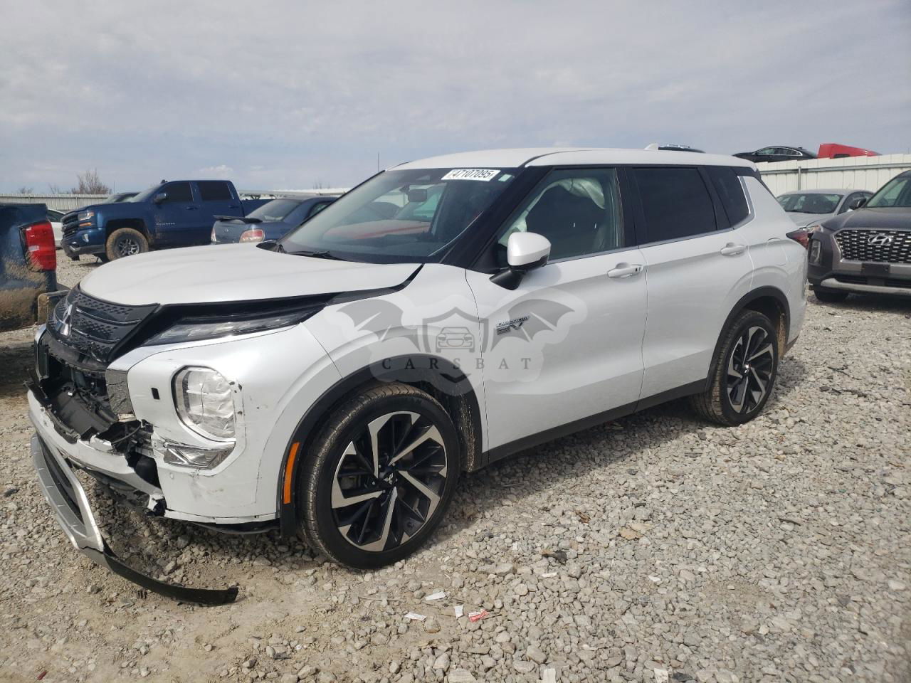 Mitsubishi Outlander SE 2.4L  4 2023