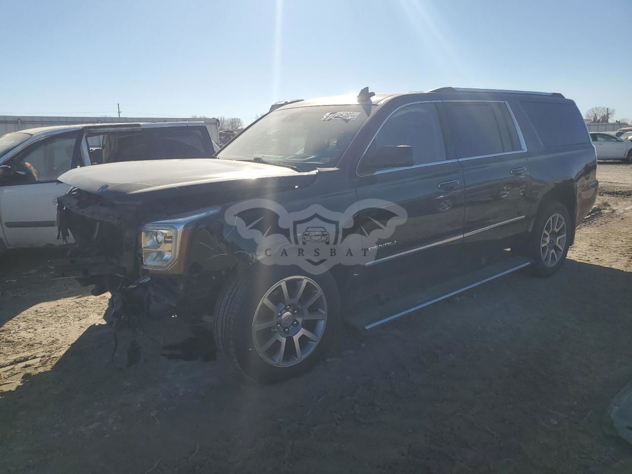 GMC Yukon DENALI 6.2L  8 2015