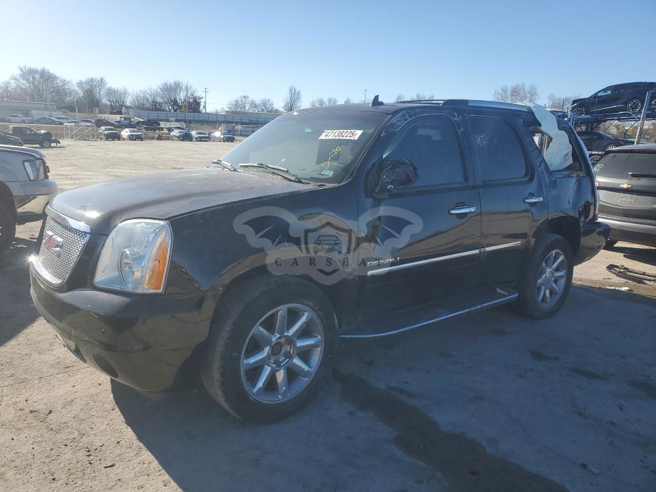 GMC Yukon DENALI 6.2L  8 2014