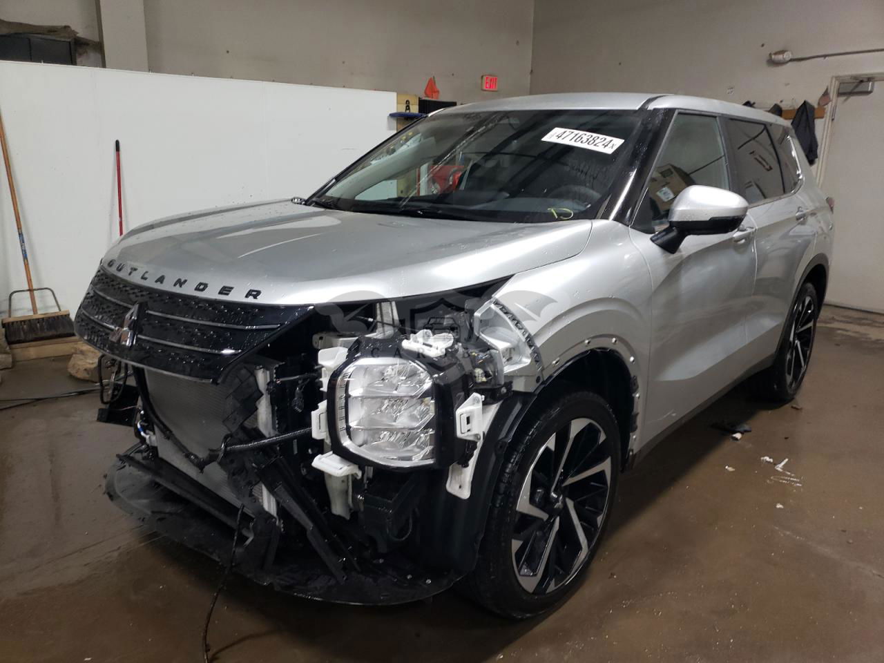 Mitsubishi Outlander 2024