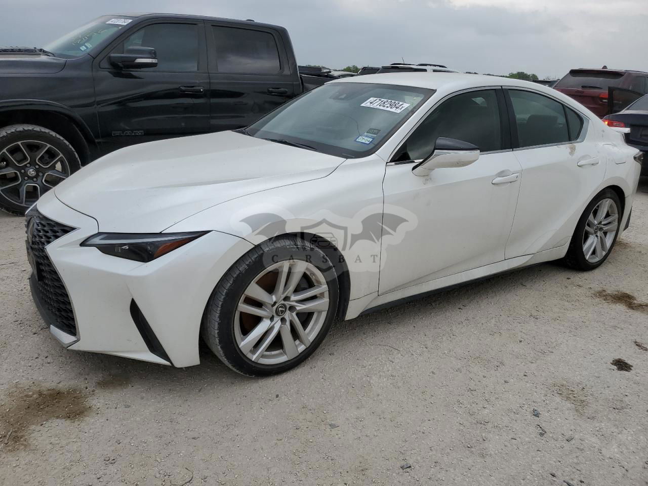 Lexus IS 2021