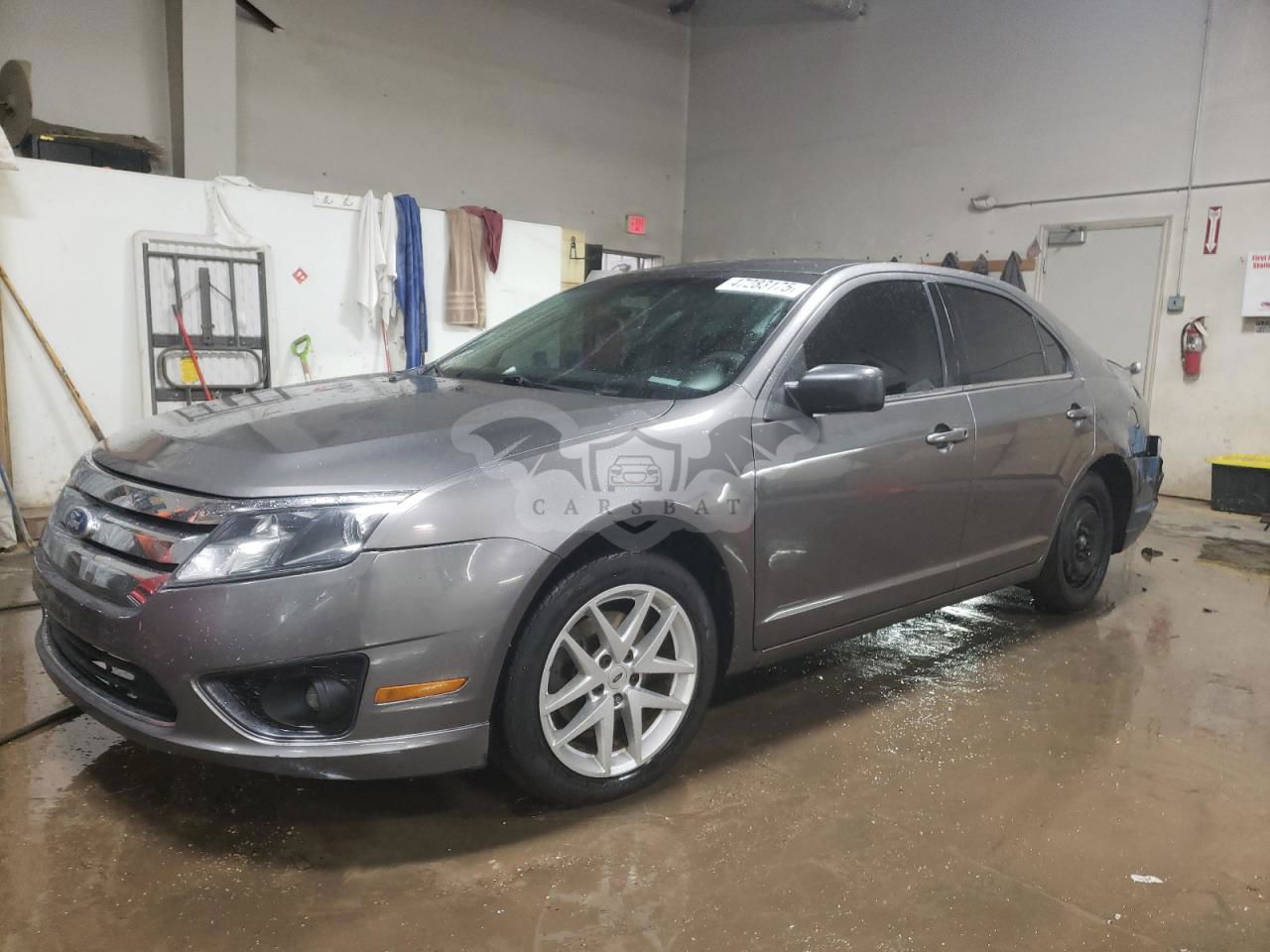 Ford Fusion SE 2.5L  4 2010