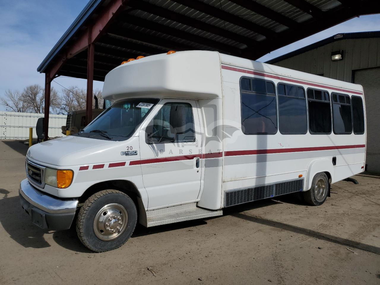 Ford Econoline E450 SUPER DUTY CUTAWAY VAN 6.0L  8 2005