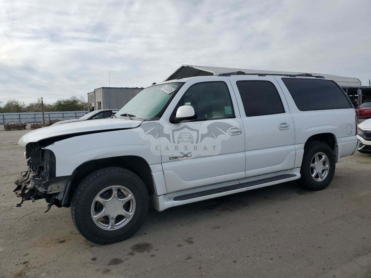 GMC Yukon DENALI 6.0L  8 2005