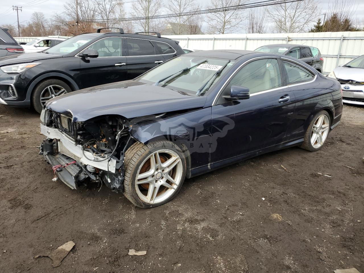 Mercedes-Benz 350 350 4MATIC 3.5L  6 2015