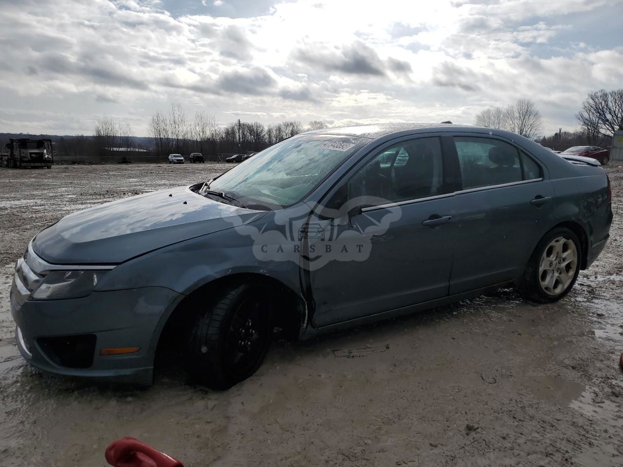 Ford Fusion SE 2.5L  4 2011