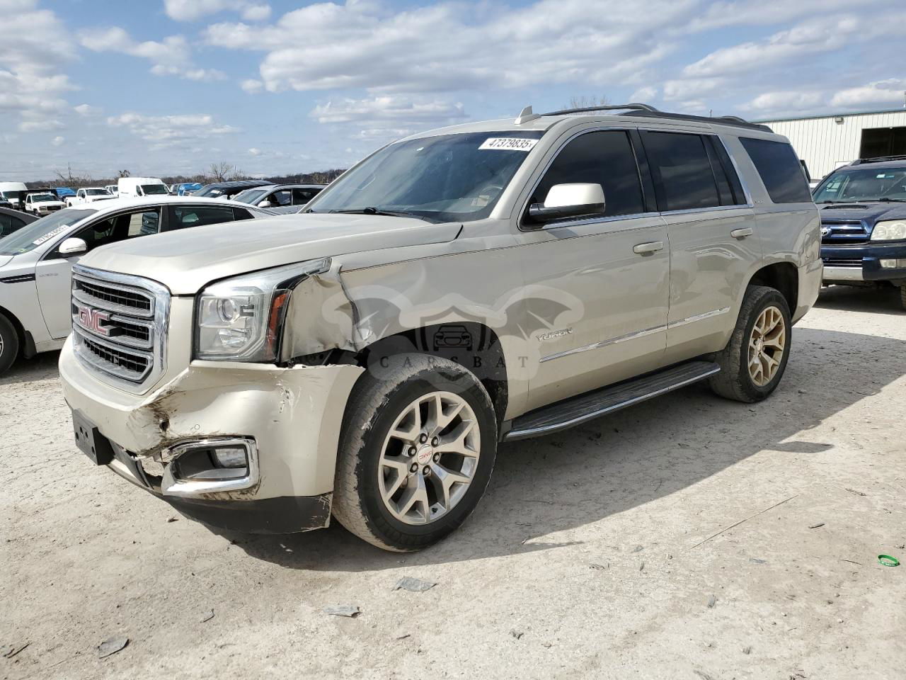 GMC Yukon SLE 5.3L  8 2015