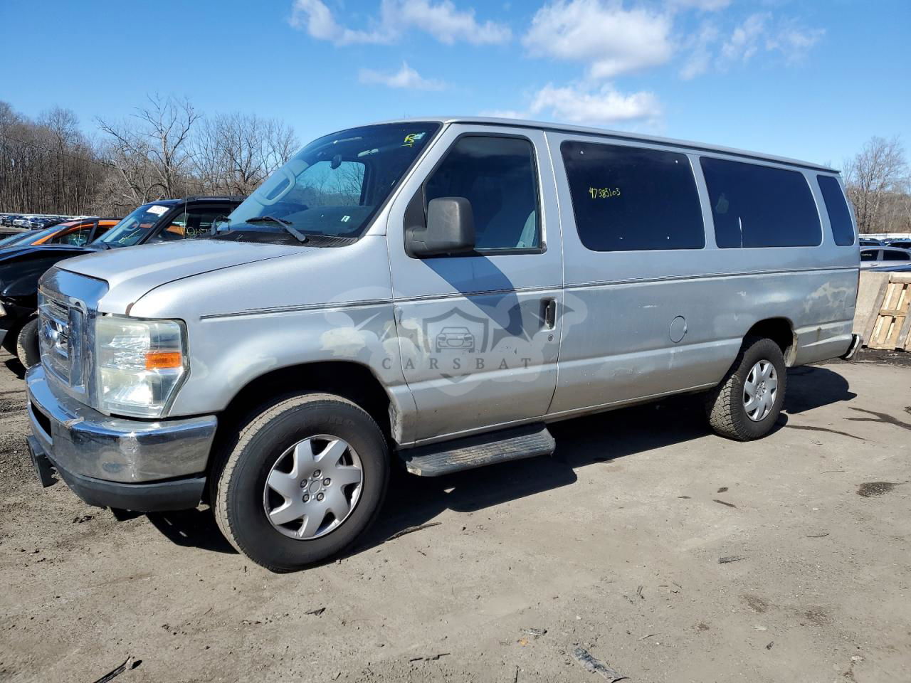 Ford Econoline E350 SUPER DUTY WAGON 5.4L  8 2010