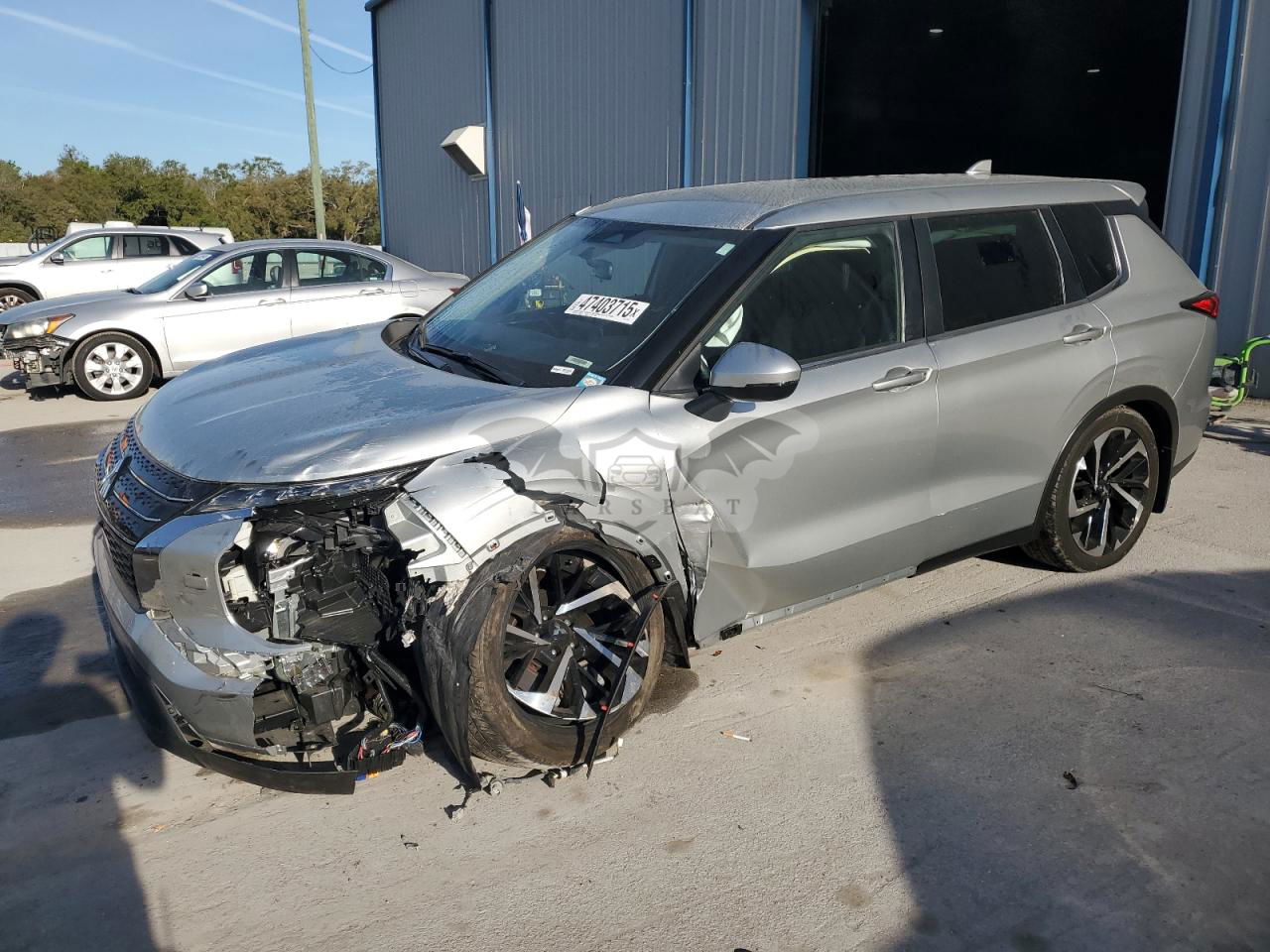 Mitsubishi Outlander ES 2.5L  4 2022