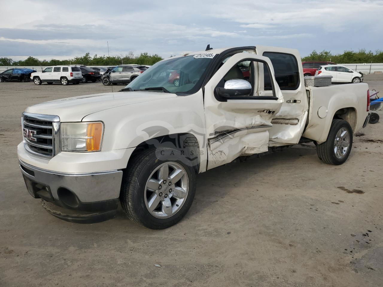 GMC Sierra C1500 SLT 5.3L  8 2013