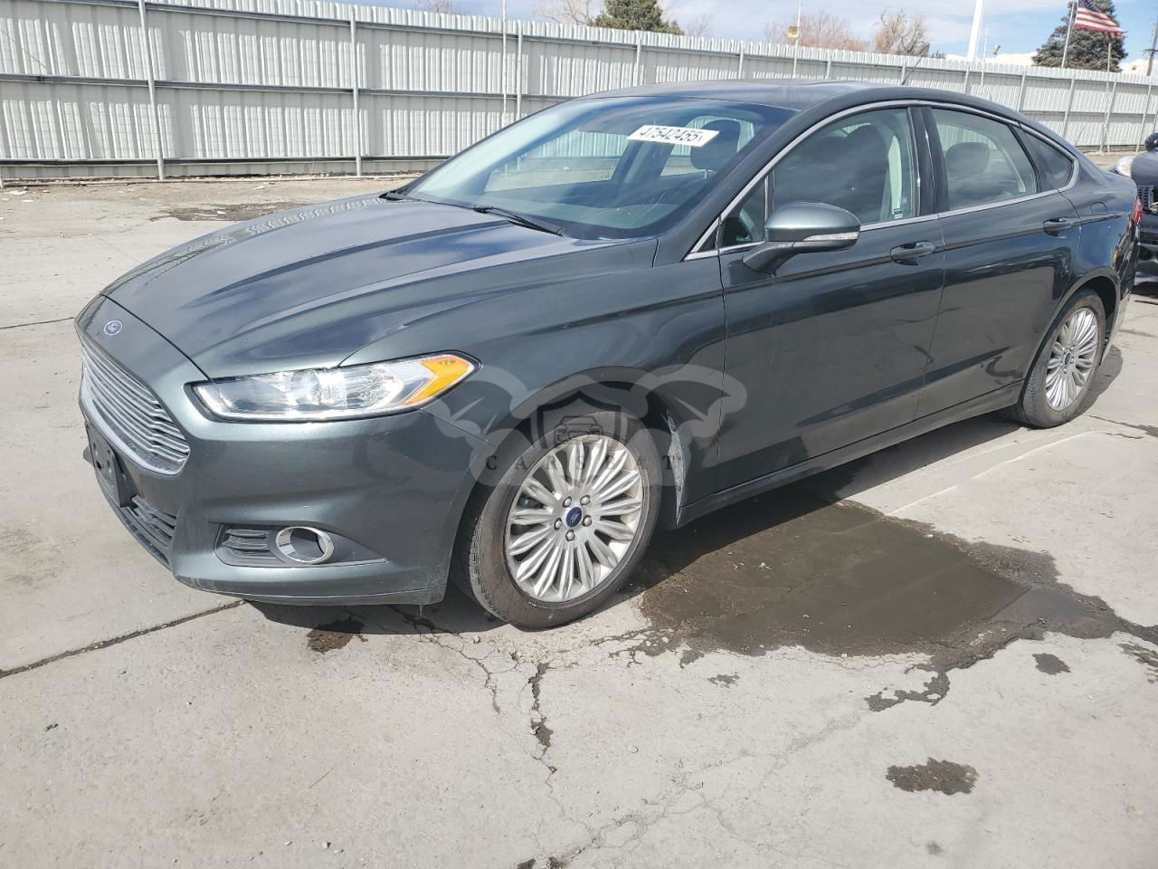 Ford Fusion SE HYBRID 2.0L  4 2015