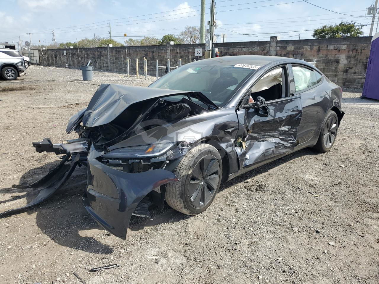 Tesla Model 3 2024