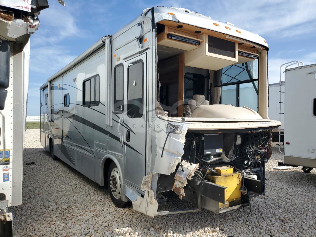 Freightliner X-line X LINE MOTOR HOME 6 2005
