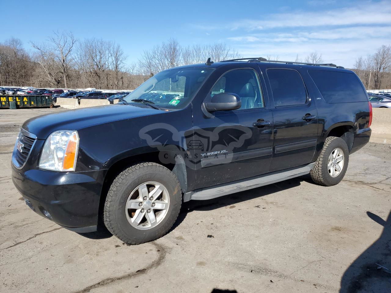 GMC Yukon K1500 SLT 5.3L  8 2013