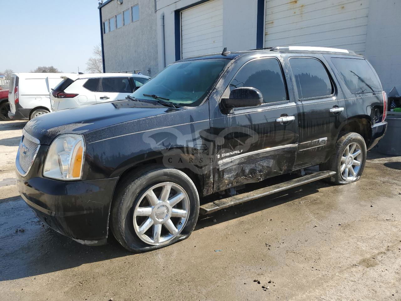 GMC Yukon DENALI 6.2L  8 2009