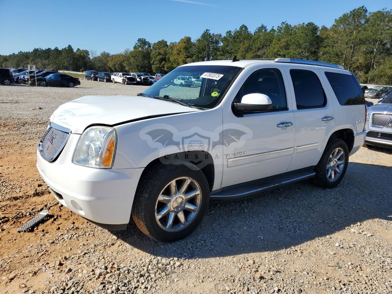 GMC Yukon DENALI 6.2L  8 2013