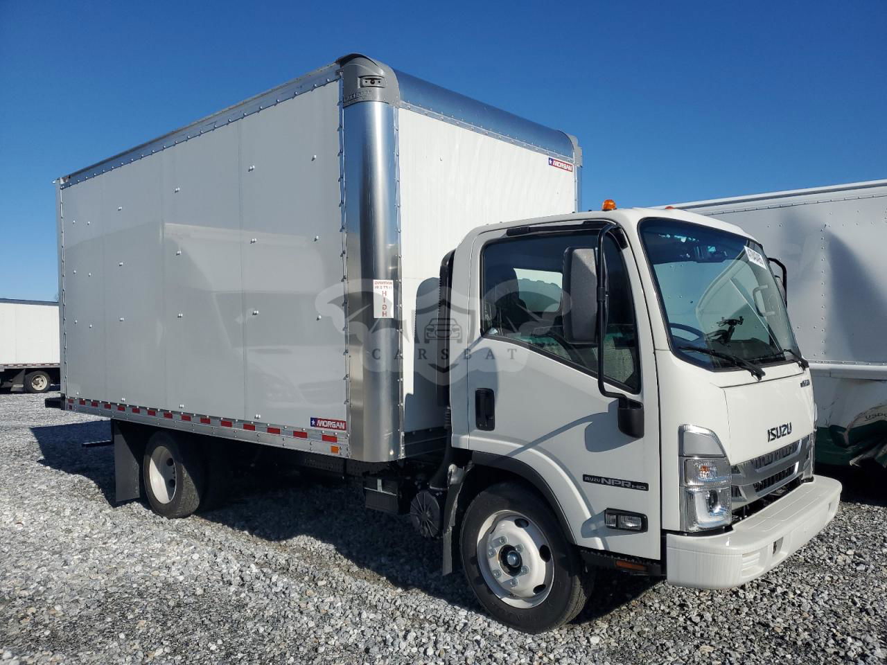 Isuzu NPR 6.6L  8 2024