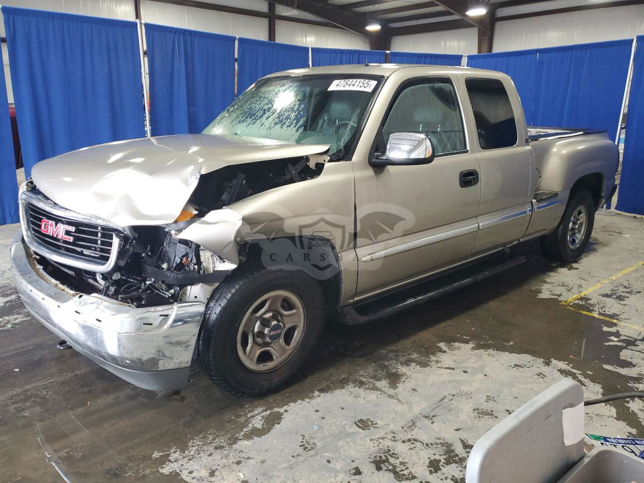 GMC Sierra C1500 4.8L  8 2001