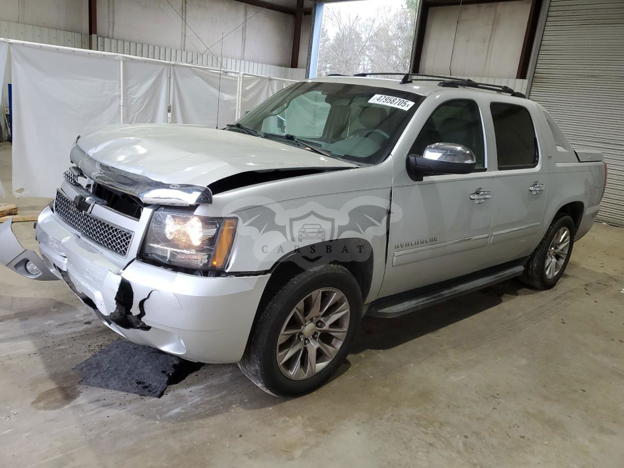 Chevrolet Avalanche LTZ 5.3L  8 2012
