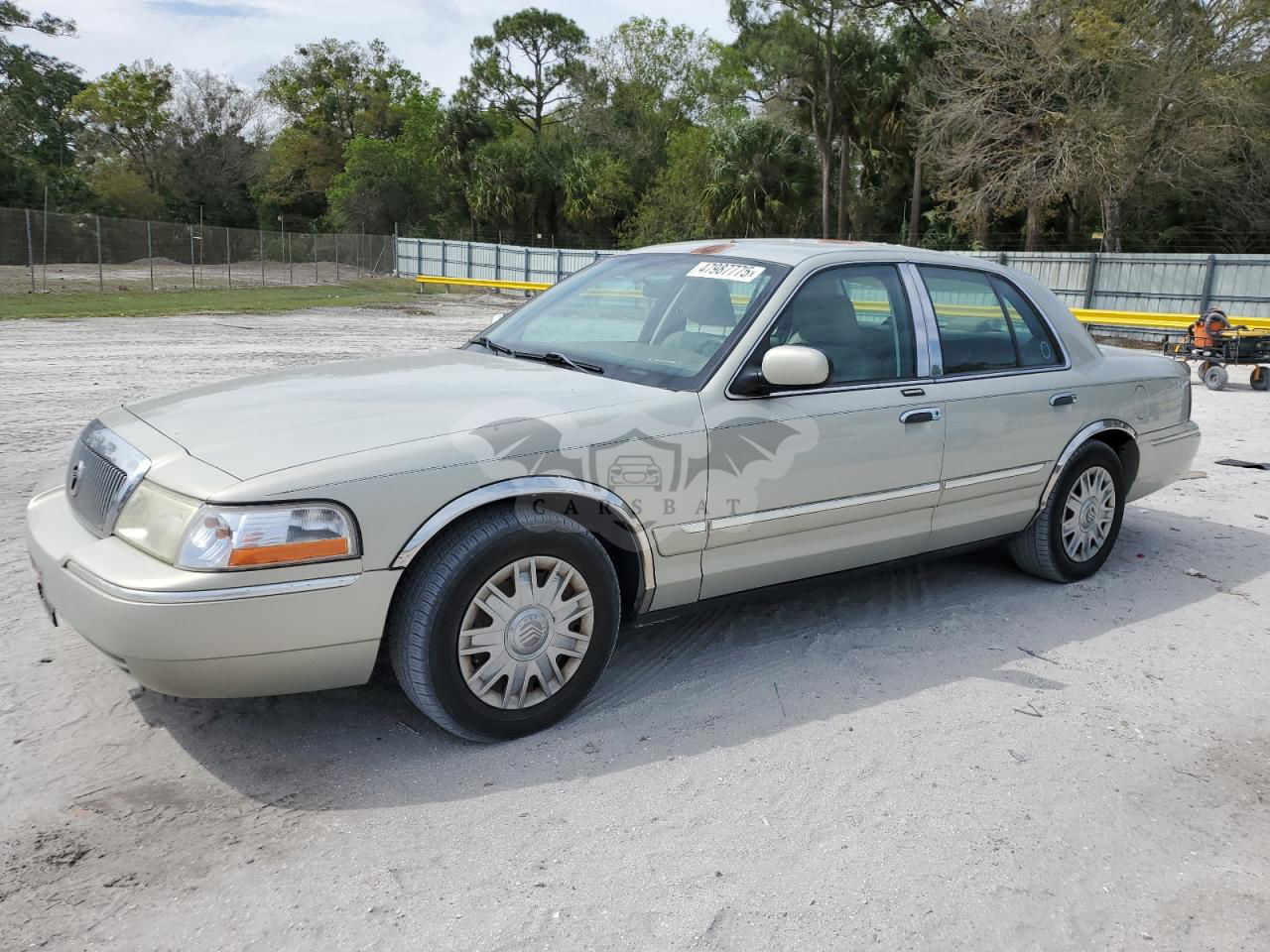 Mercury Grand Marquis GS 4.6L  8 2005