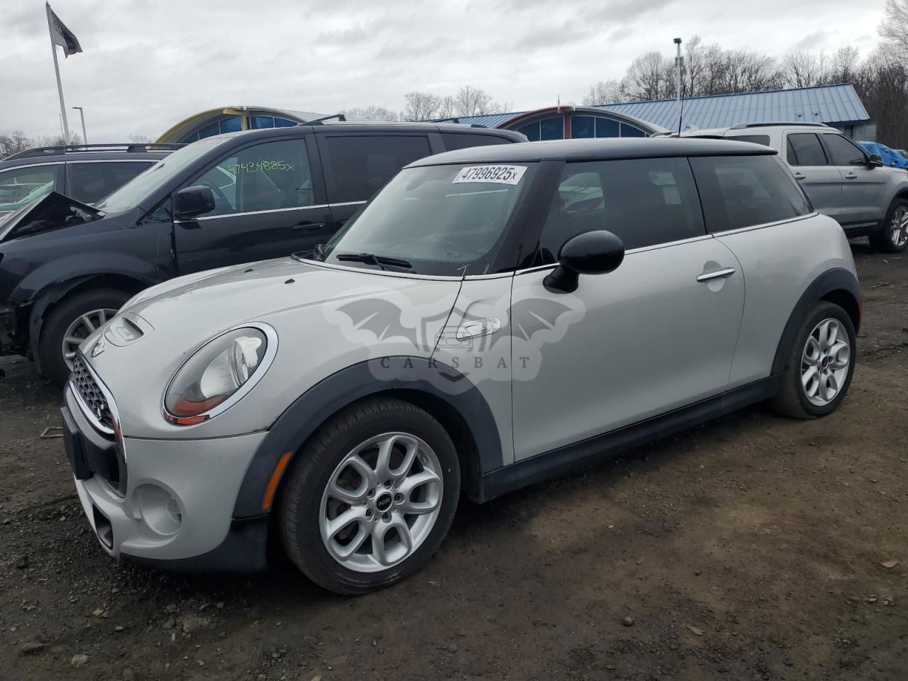 Mini Cooper 2.0L  4 2015