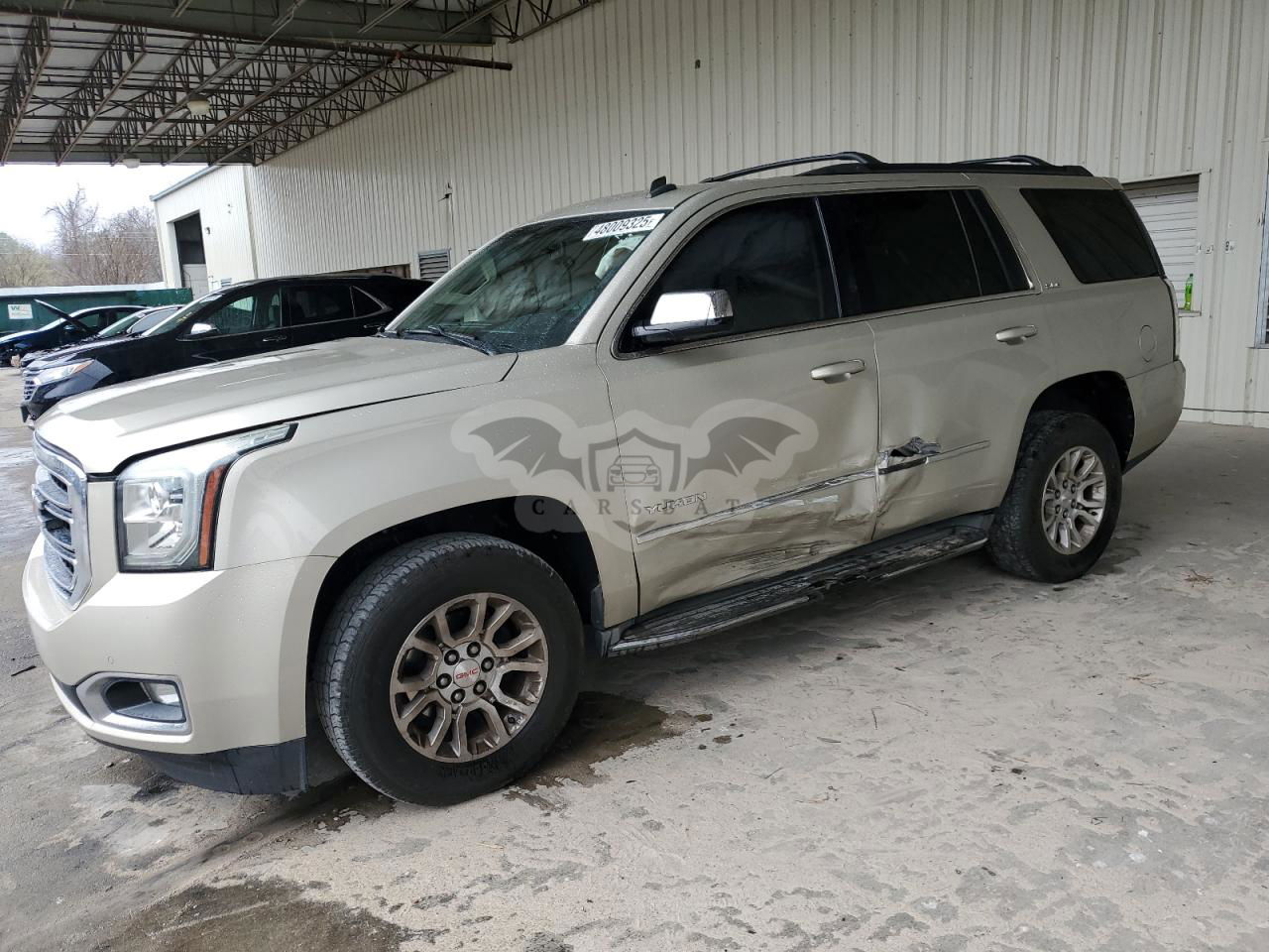 GMC Yukon SLE 5.3L  8 2015